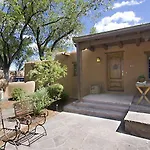Garcia Street Gardens Two-Bedroom Holiday Home